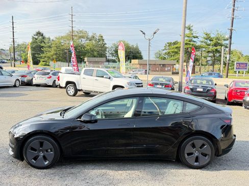 Used 2022 Tesla Model 3 Long Range AWD/4WD image 7