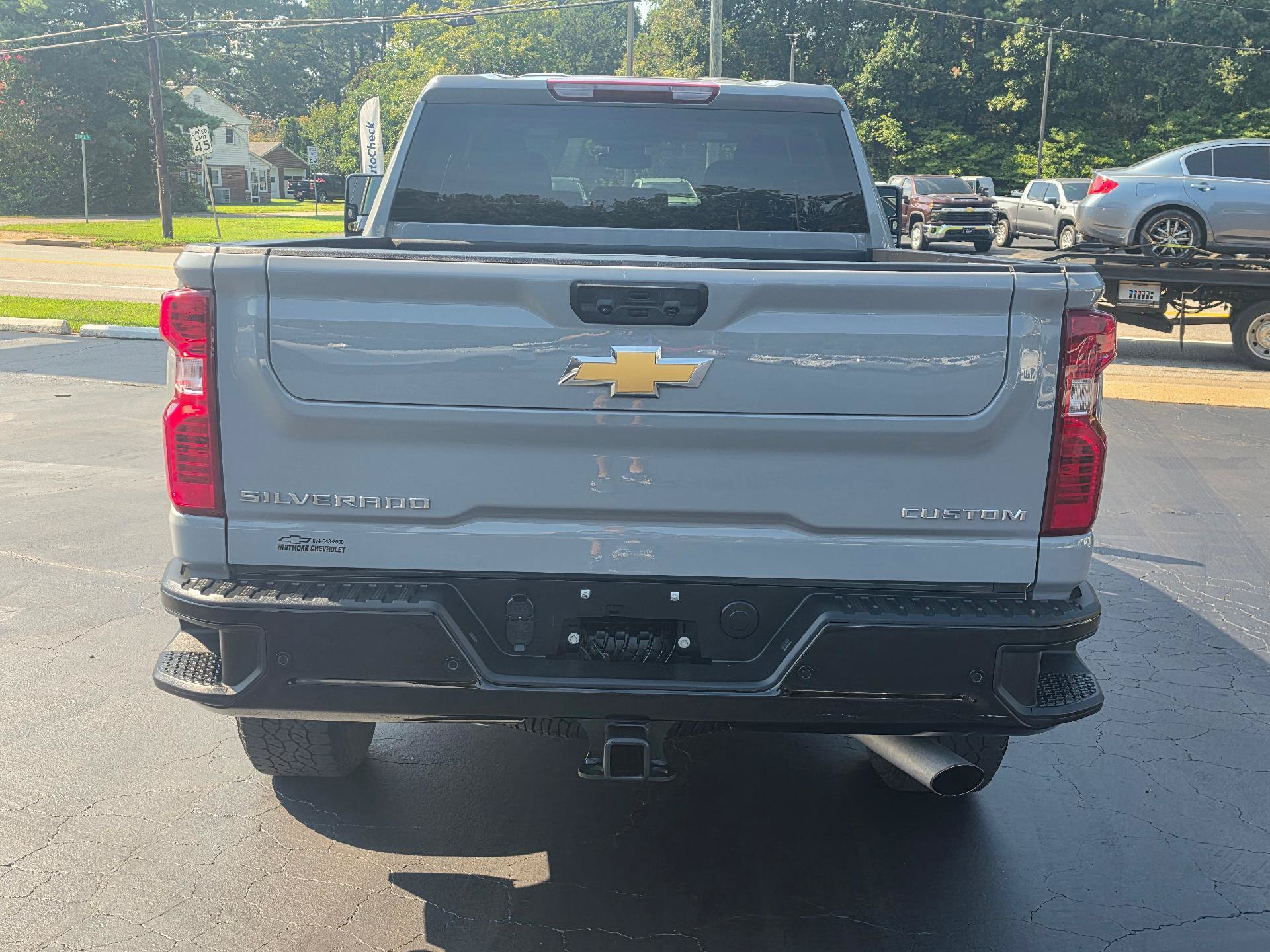 Used 2025 Chevrolet Silverado 2500 Custom w/ Custom Value Package AWD/4WD image 4