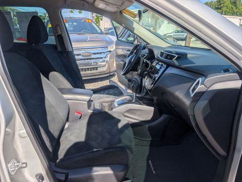 Used 2016 Nissan Rogue S image 13