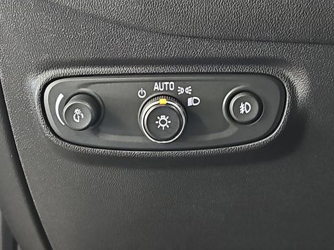 Used 2022 Chevrolet Equinox Premier AWD/4WD image 27