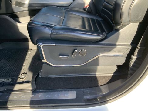 Used 2022 Ford F150 Platinum w/ Equipment Group 701A High image 30