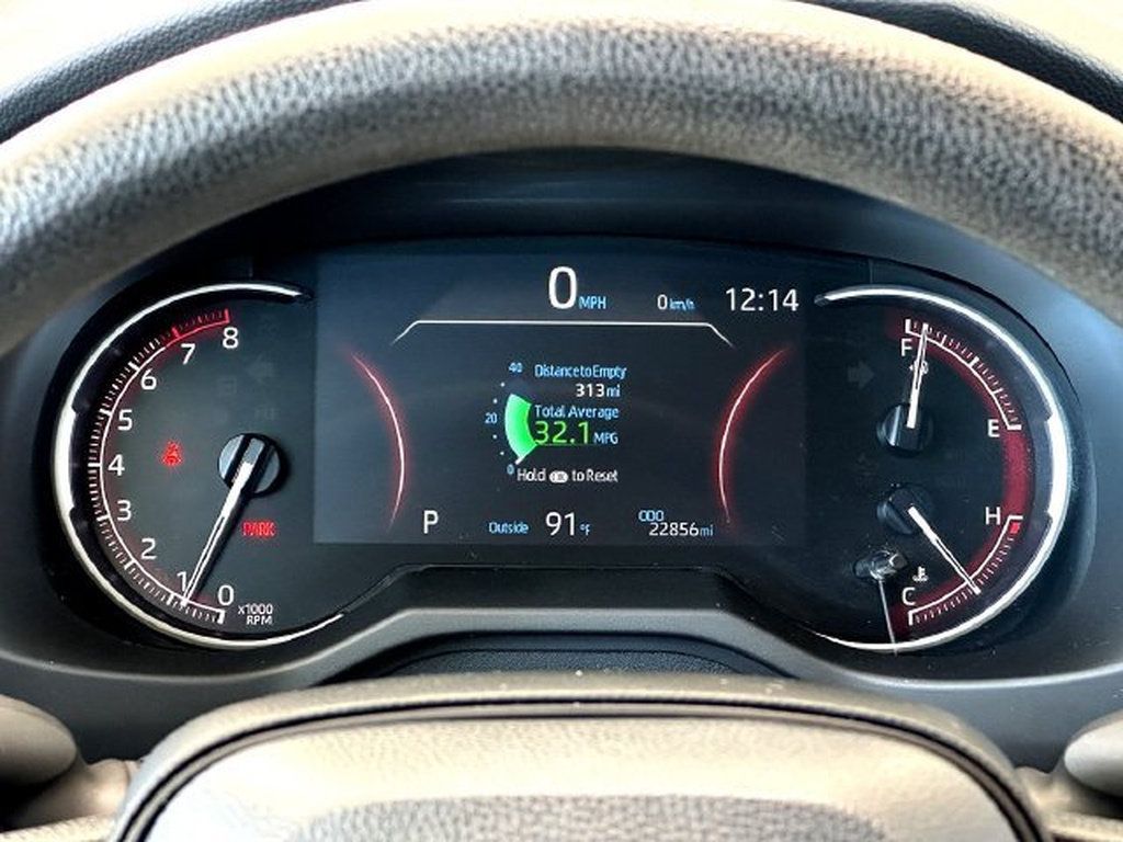 Certified 2025 Toyota RAV4 LE FWD image 23
