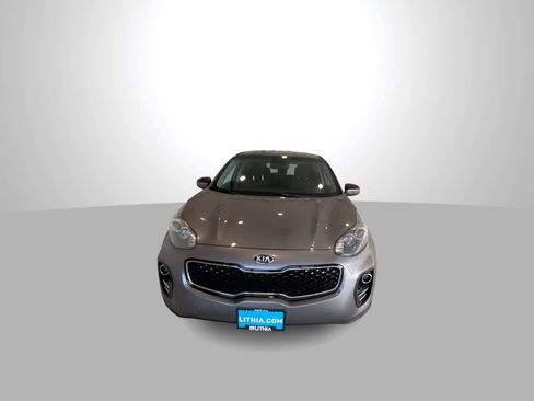 Used 2018 Kia Sportage LX image 3