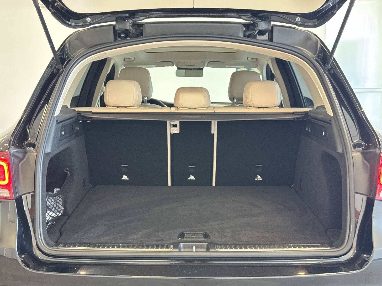 Certified 2022 Mercedes-Benz GLC 300 image 26
