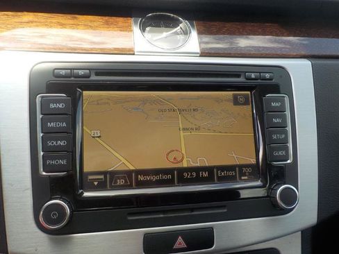 Used 2012 Volkswagen CC Executive AWD/4WD image 13