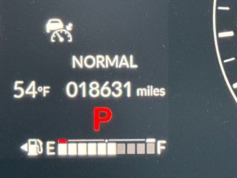 Used 2025 Honda CR-V Sport image 15