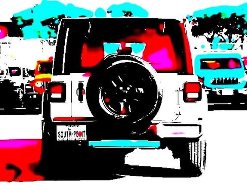 Used 2023 Jeep Wrangler Sport image 6