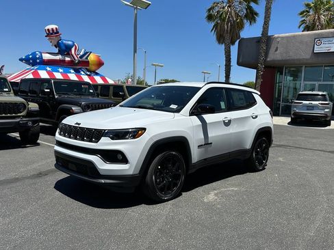 New 2026 Jeep Compass Latitude AWD/4WD image 2