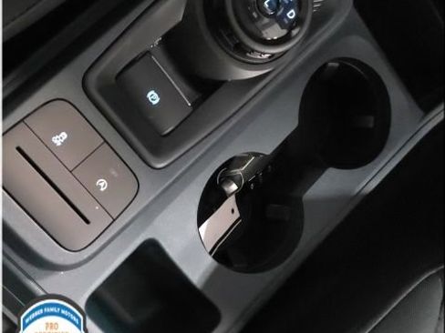 New 2025 Ford Maverick XLT w/ XLT Luxury Package image 14