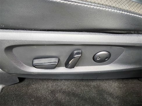 Used 2024 Nissan Pathfinder SL w/ SL Premium Package image 20