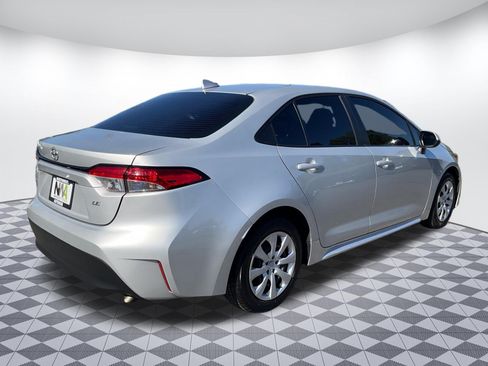 Used 2024 Toyota Corolla LE FWD image 3