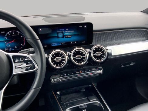 Used 2020 Mercedes-Benz GLB 250 image 7