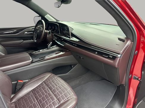 Used 2022 Cadillac Escalade Sport Platinum w/ Heavy-Duty Trailer Package image 14