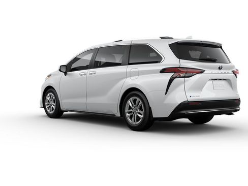 New 2025 Toyota Sienna Limited image 6