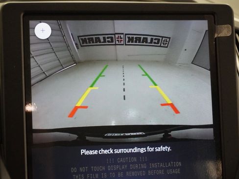 Used 2024 Ford Edge SE image 29