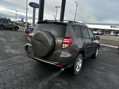Used 2011 Toyota RAV4 4WD image 5