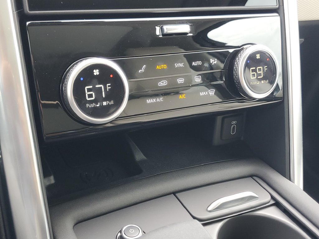 New 2026 Land Rover Discovery Dynamic SE AWD/4WD image 24