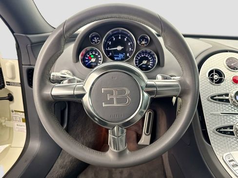 Used 2011 Bugatti Veyron AWD/4WD image 11