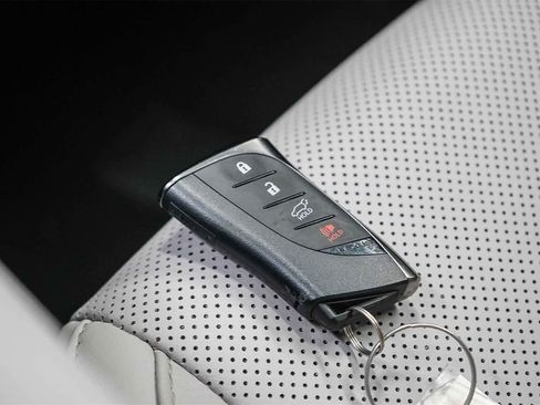 Used 2024 Lexus RX 350 Premium image 29