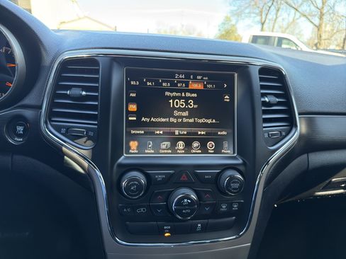 Used 2014 Jeep Grand Cherokee Altitude image 22