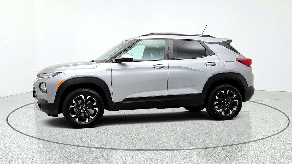 Used 2023 Chevrolet TrailBlazer LT w/ Convenience Package AWD/4WD image 8