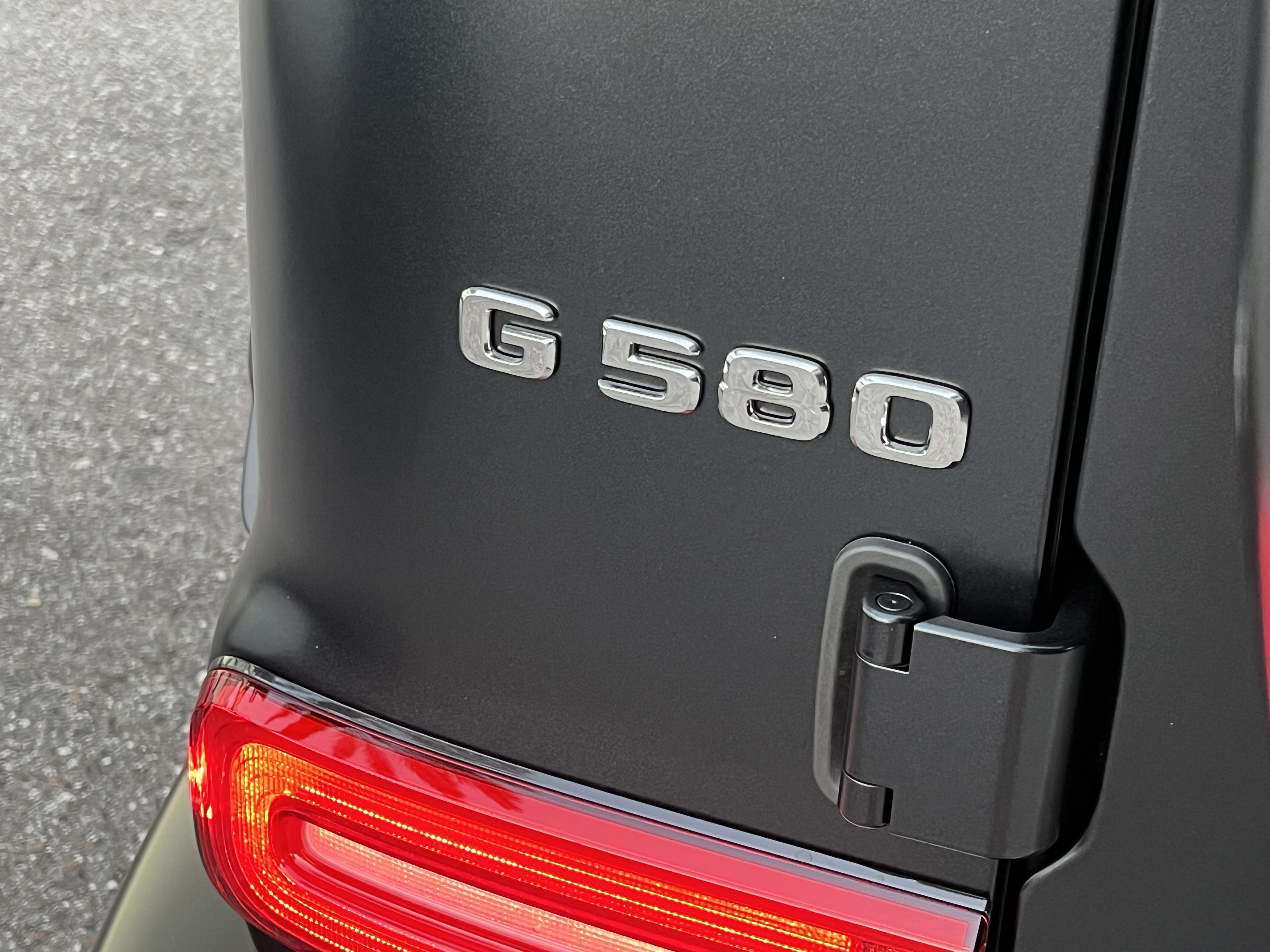 New 2027 Mercedes-Benz G 580 e image 5
