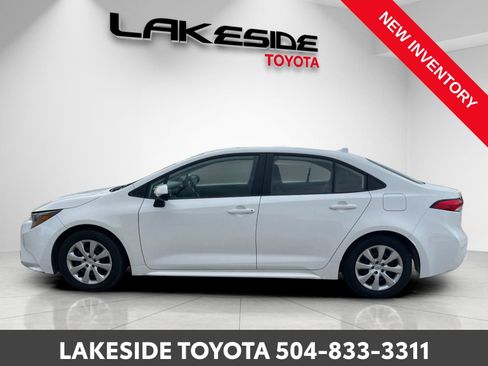 Used 2024 Toyota Corolla LE image 4