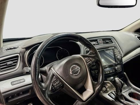 Used 2017 Nissan Maxima 3.5 SL FWD image 10