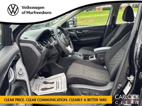 Used 2019 Nissan Rogue Sport SV FWD image 16