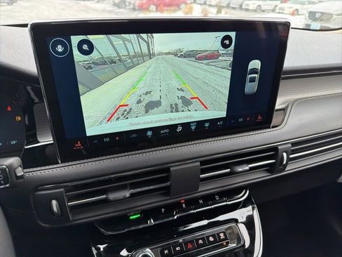 New 2026 Lincoln Corsair Premiere image 12