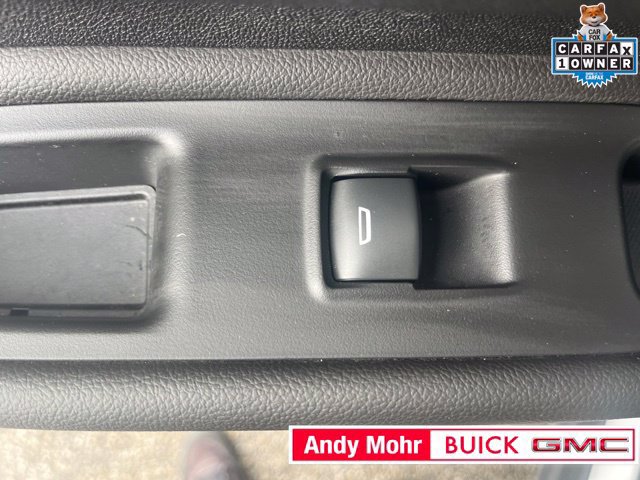 Used 2022 GMC Terrain SLE w/ Driver Convenience Package FWD image 32