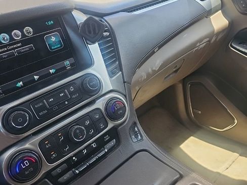 Used 2015 Chevrolet Suburban LTZ AWD/4WD image 11