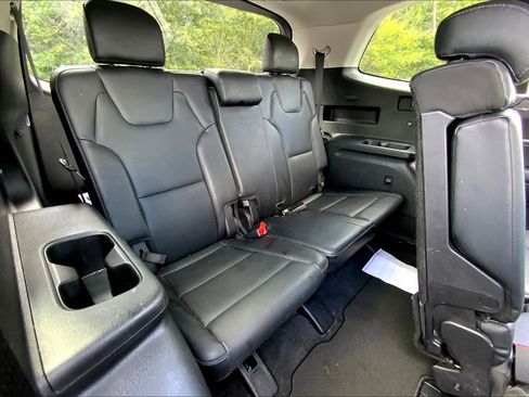 Used 2022 Kia Telluride EX image 30