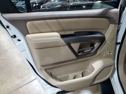 Used 2015 Nissan Armada Platinum RWD image 30