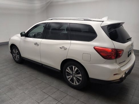 Used 2019 Nissan Pathfinder SL FWD image 3