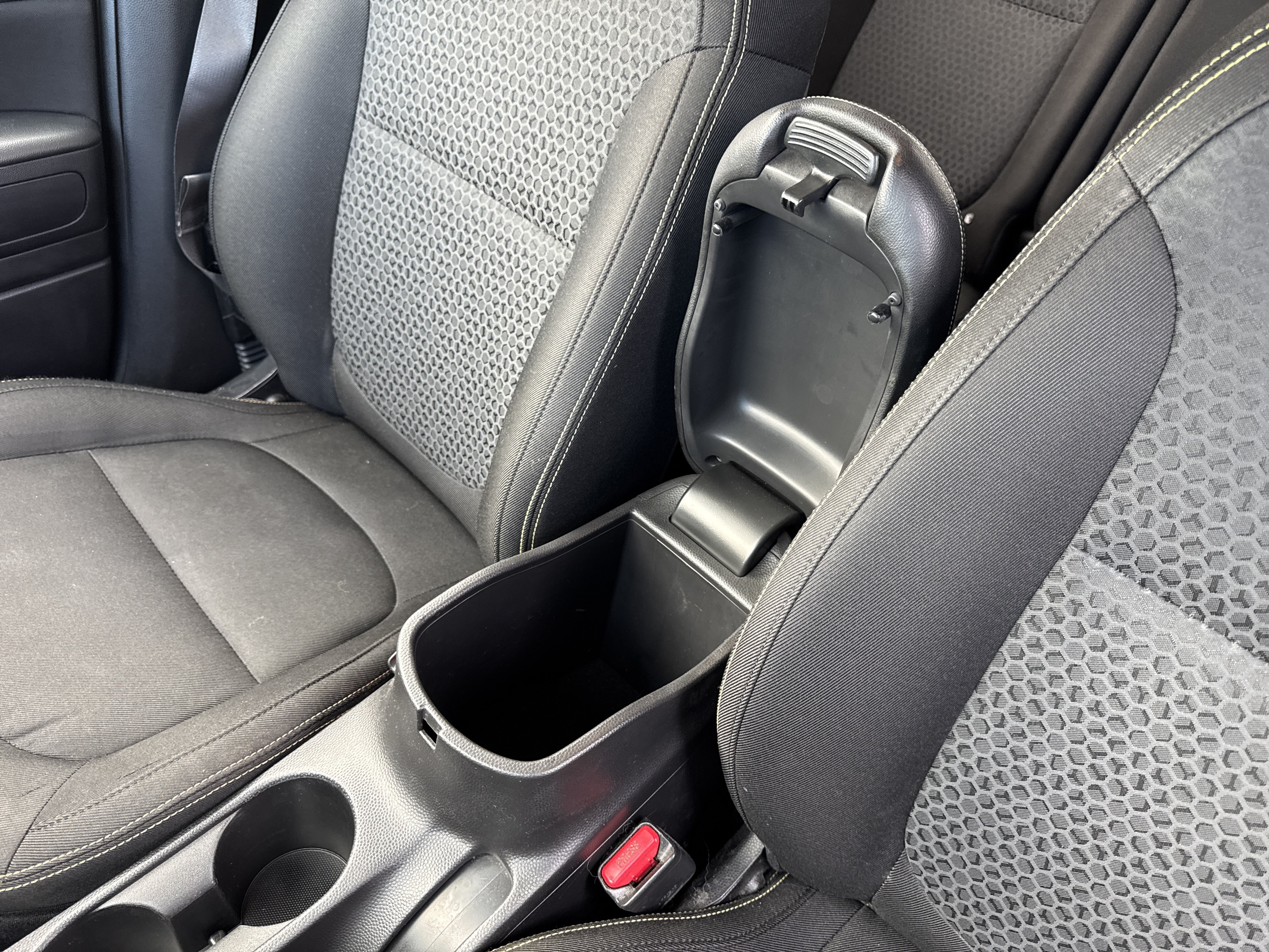 Used 2016 Kia Soul + FWD image 14