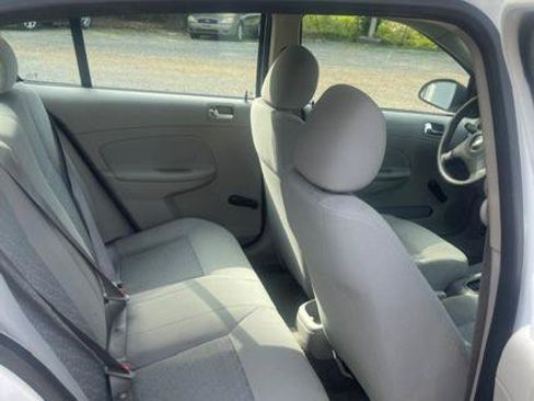Used 2007 Chevrolet Cobalt LS w/ Enhanced Safety Package FWD image 7