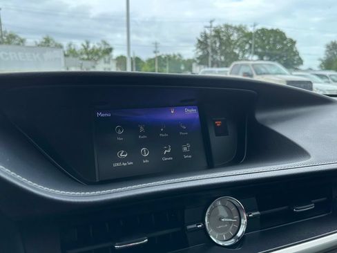 Used 2018 Lexus ES 350 w/ Navigation System Package FWD image 33