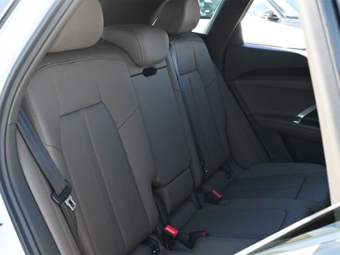 New 2025 Audi Q5 Premium Plus image 17