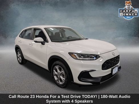 Certified 2025 Honda HR-V LX image 3