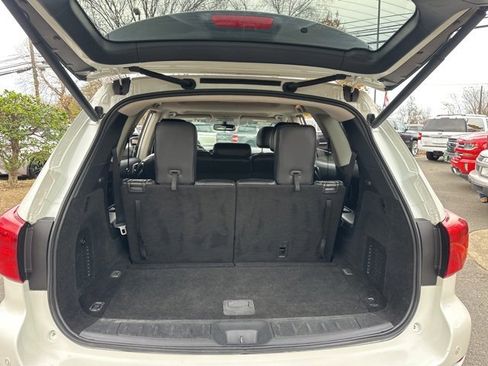 Used 2020 Nissan Pathfinder Platinum image 20
