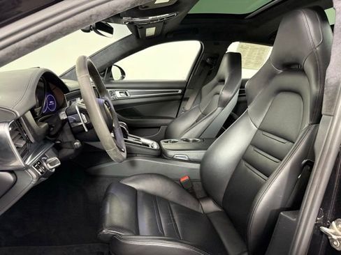 Used 2021 Porsche Panamera GTS image 15