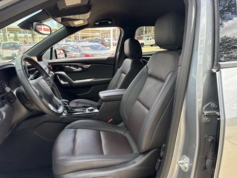 Used 2025 Chevrolet Blazer RS FWD image 28