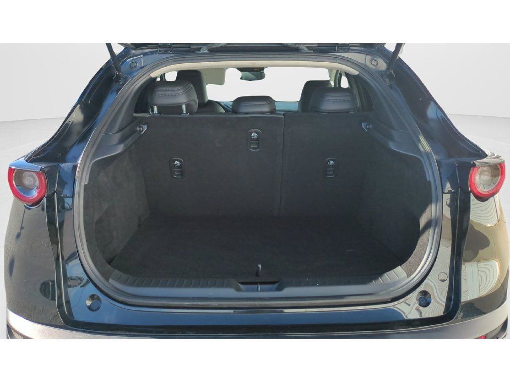 Used 2024 MAZDA CX-30 AWD 2.5 S w/ Select Sport Pkg image 9