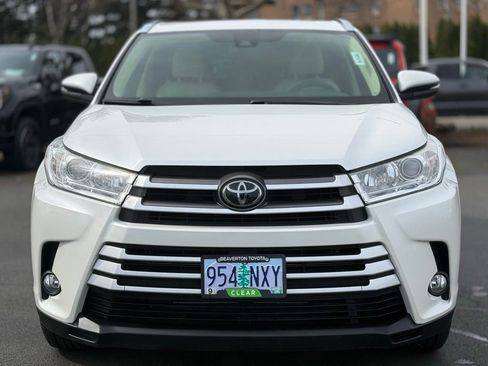 Used 2018 Toyota Highlander XLE image 8