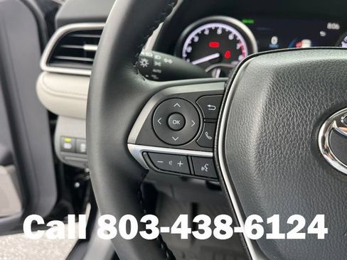 Used 2023 Toyota Camry XLE FWD image 21