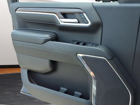 Certified 2024 Chevrolet Silverado 1500 LT AWD/4WD image 18