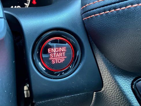 Used 2023 Honda HR-V Sport image 33