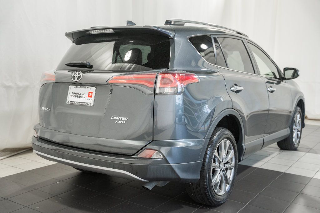 Used 2018 Toyota RAV4 Limited AWD/4WD image 4