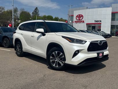 Used 2021 Toyota Highlander XLE